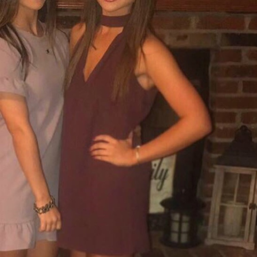 Maroon shift dress